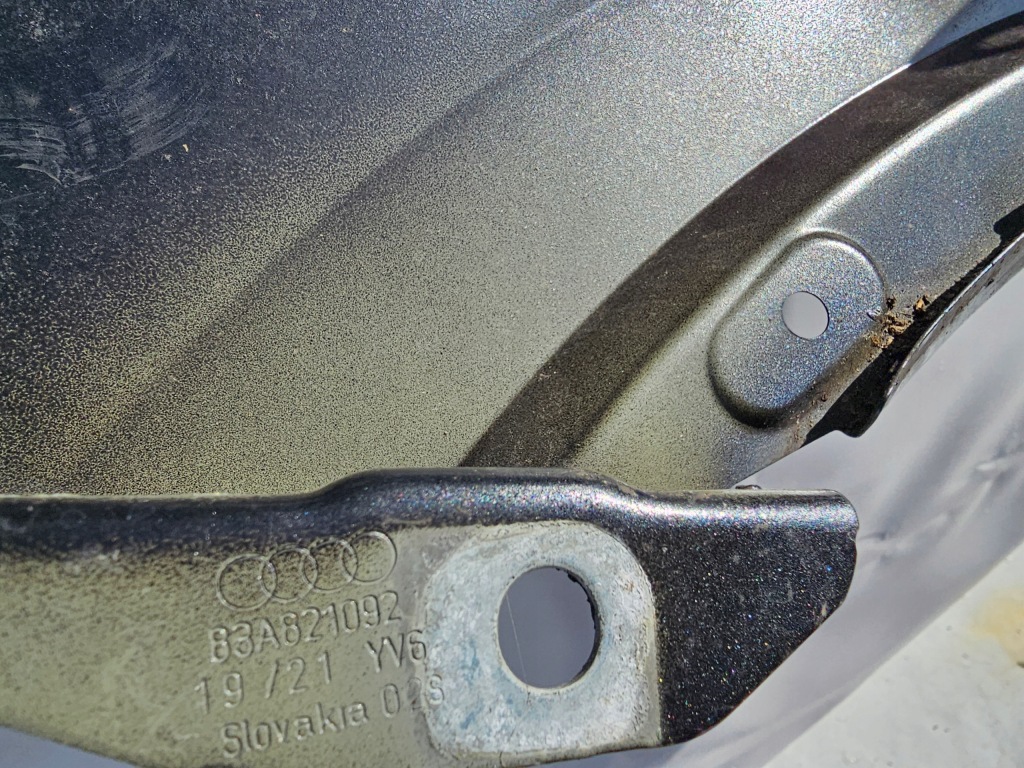 Крыло  audi q3 2 83a 19- правый  перед передний hybrid гибрид Киев