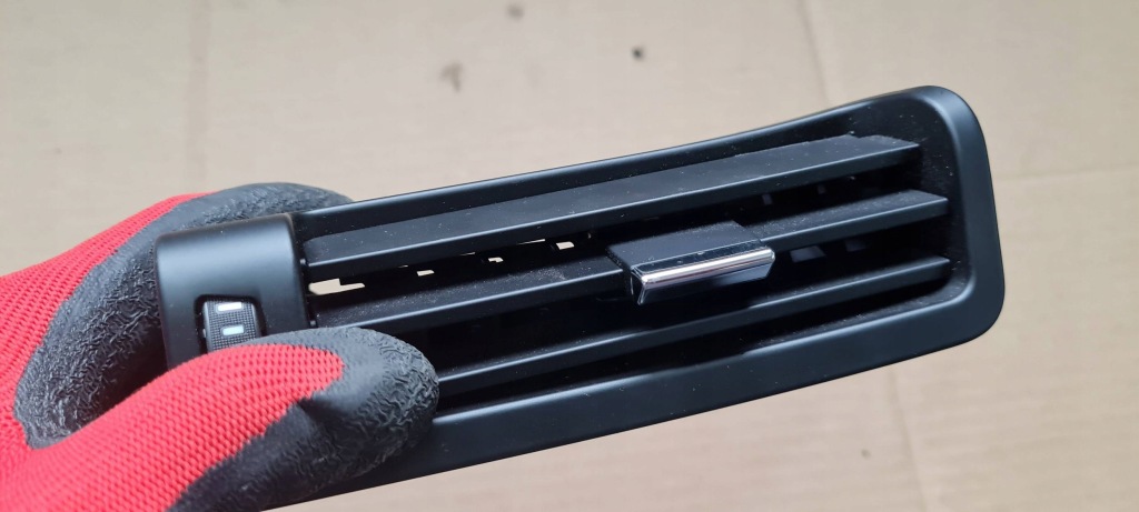 Maserati quattroporte vi решётка обдув стойка правая правый перед 670010719 с Разборки