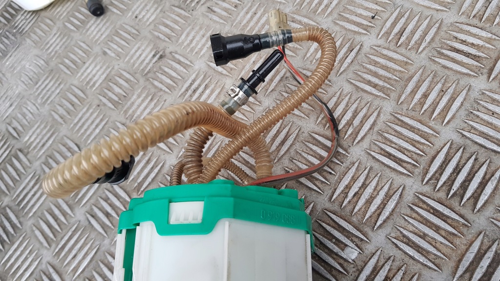 фото №14, Audi a8 d3 помпа топлива 4.0 tdi 3d0919679