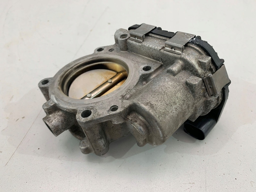 фото №5, Audi s5 8w дроссельная заслонка воздуха 06m133062h