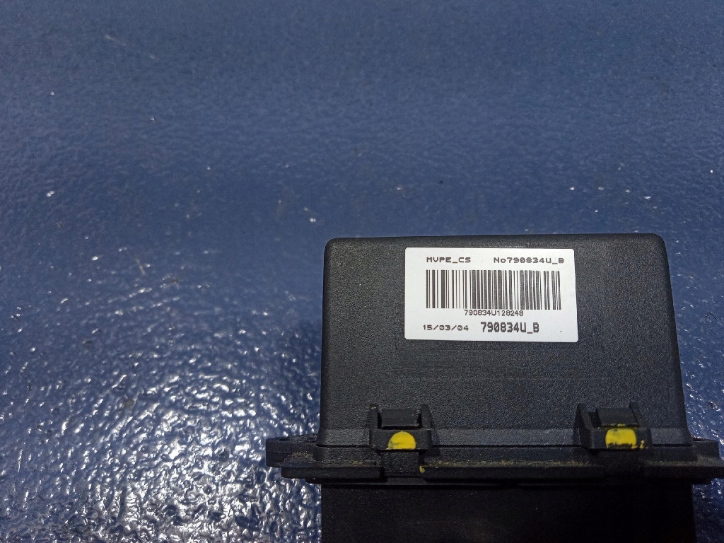 фото №5, Chrysler pacifica i резистор вентилятор 790834ub