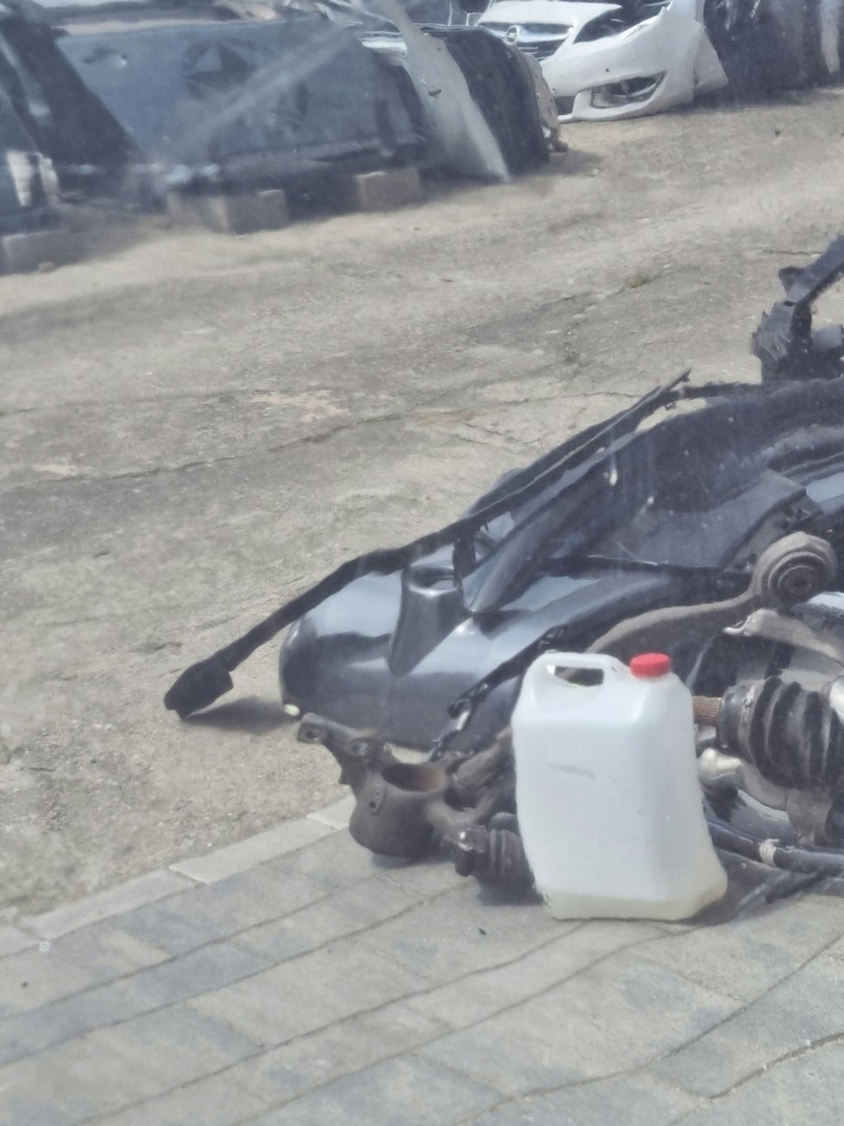 фото №3, Opel antara капот