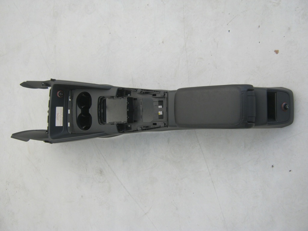 фото №14, Audi a3 8v coupe сидіння сидіння заднє сидіння спинка тунель