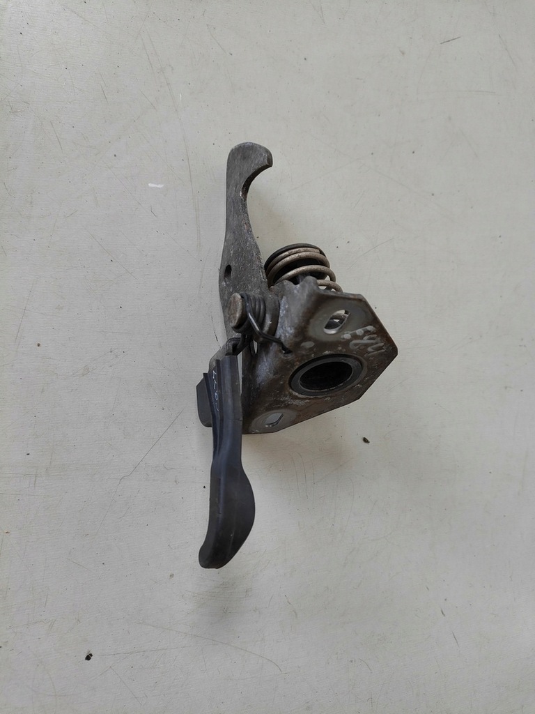 фото №1, Bmw x1 e84 засувка зачіп капот