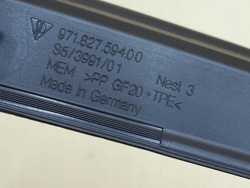 фото №15, Porsche panamera 971 прокладка кришки 971827594