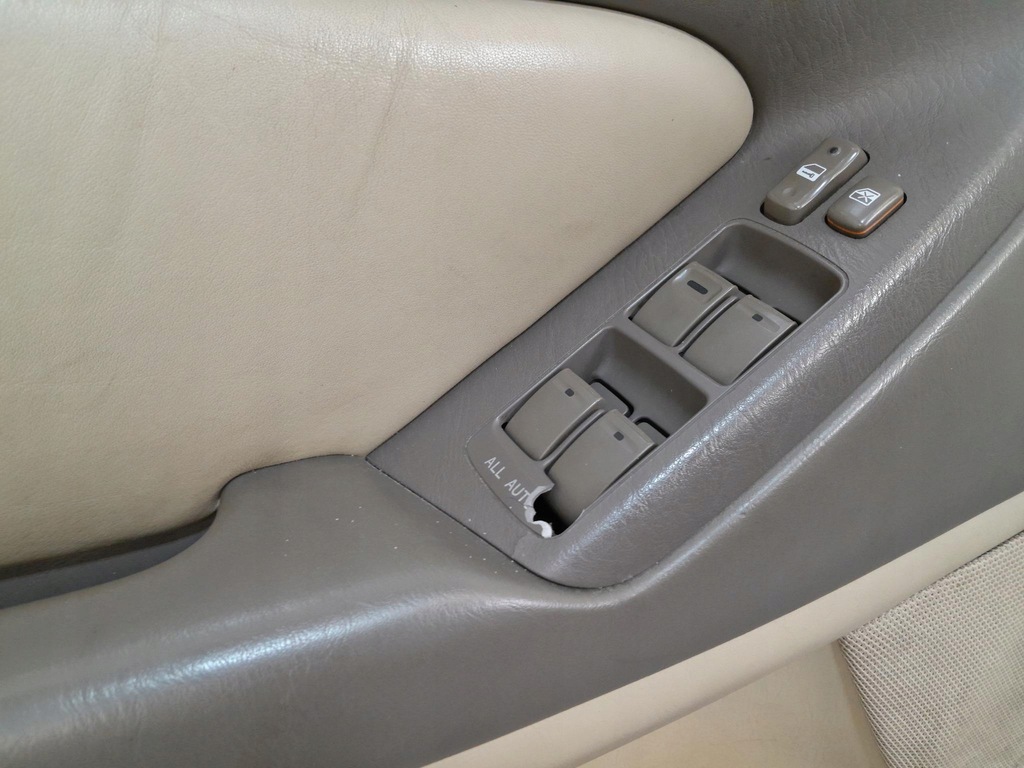 фото №3, Lexus gs ii оббивка обшивка двері перед лівий