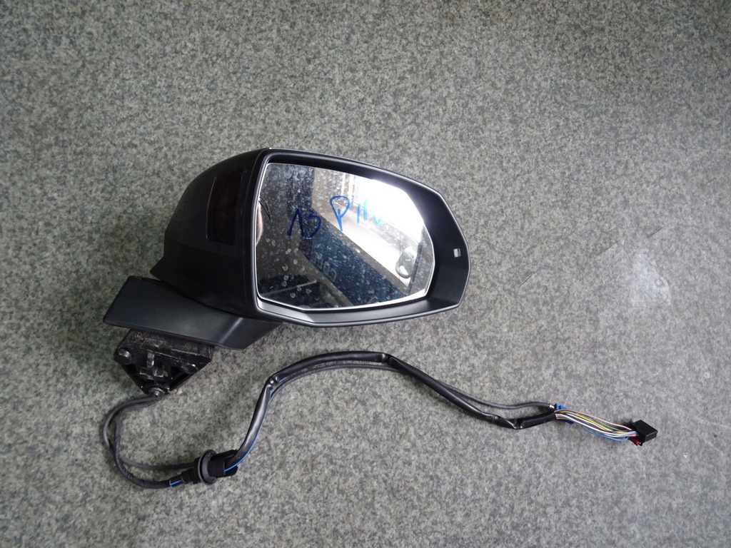фото №1, Audi q7 4m дзеркало праве 13 pin+kamera+ асистент