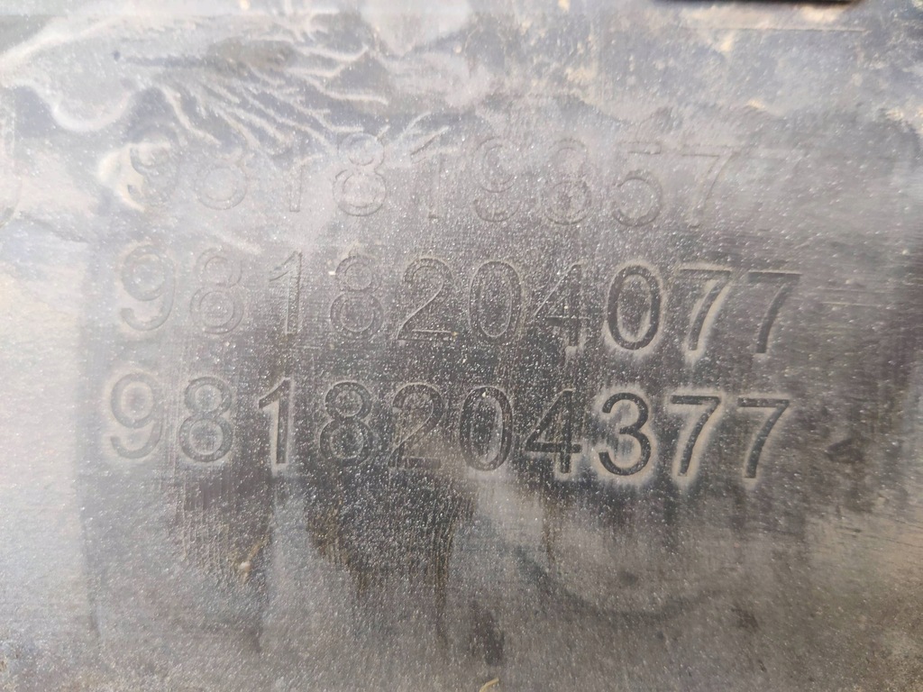 фото №7, Кутик бампера правий opel combo e 9818198577