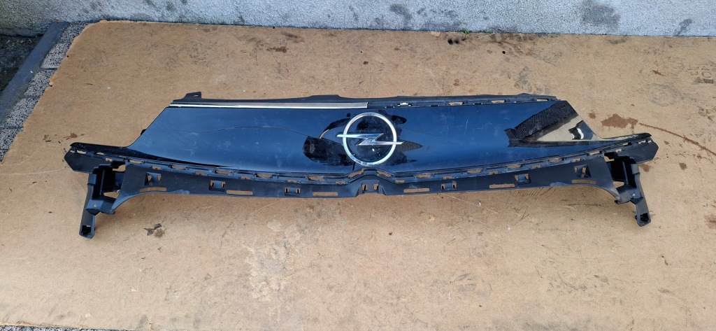фото №1, Opel crossland x lift 2020- решітка радіатора решітка радіатора підсилювач 39172213