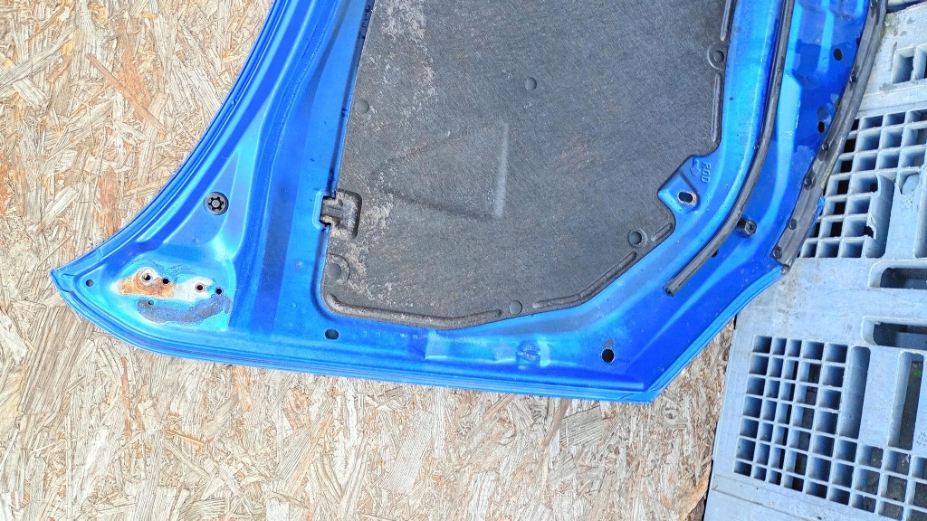 Капот перед передняя mazda 3 bk седан Киев