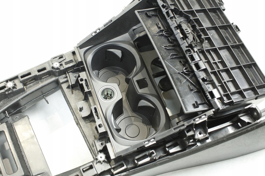 фото №8, Туннель средний подлокотник mokka bmw g20 g21