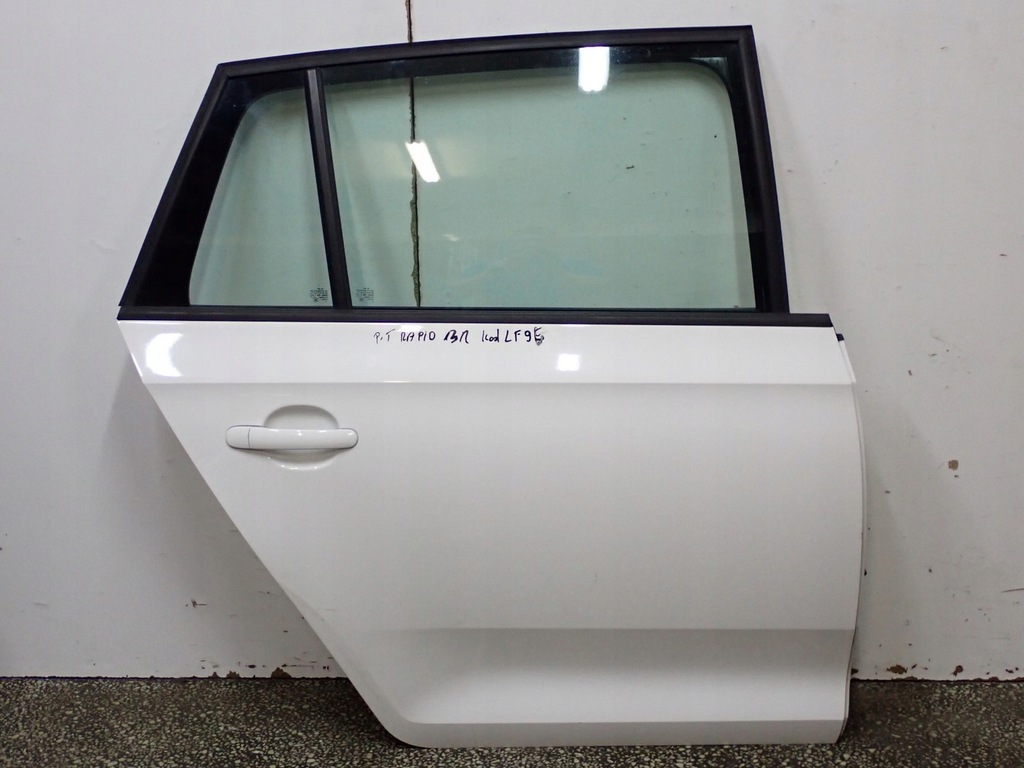 фото №2, Дверь правый задняя полный europa оригинал skoda rapid lf9e spaceback 13r