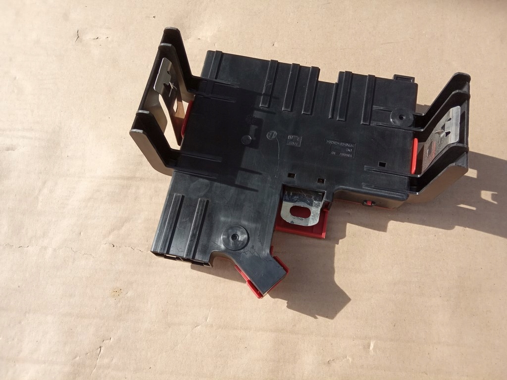 фото №5, Bmw f10 f11 seria 5 - коробка модуль предохранителей