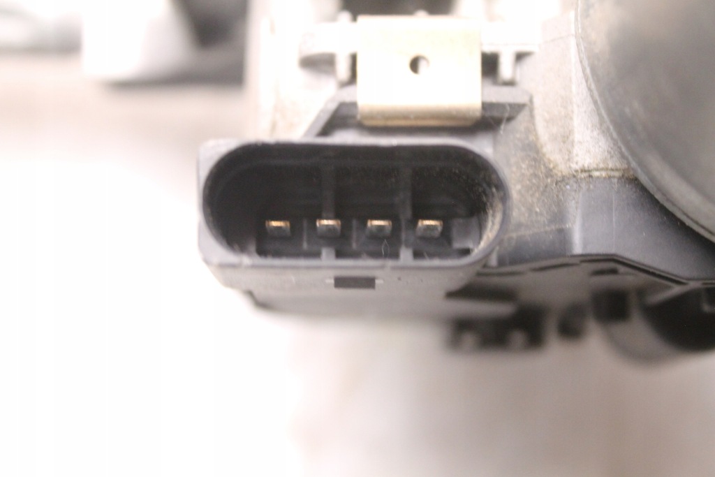 фото №7, Моторчик дворники перед audi r8 420 423955114