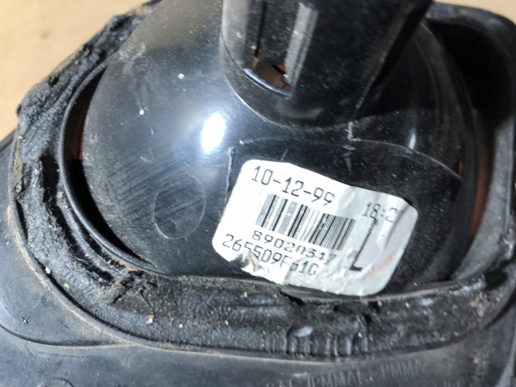 фото №8, Лампа права задня w кришка nissan primera p11