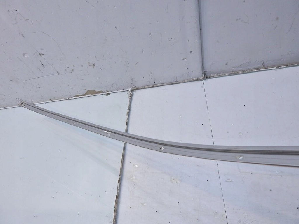 фото №7, Молдинг кузовная левая audi a4 b7 avant 8e9853703h