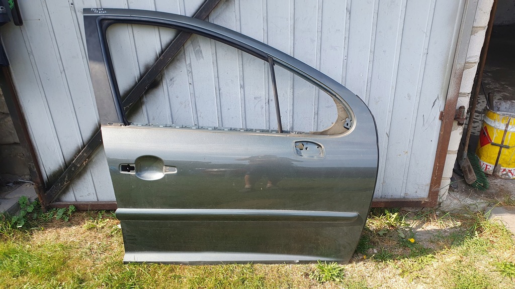 фото №1, Peugeot 207 5 дверь- дверь правый перед - ezqc