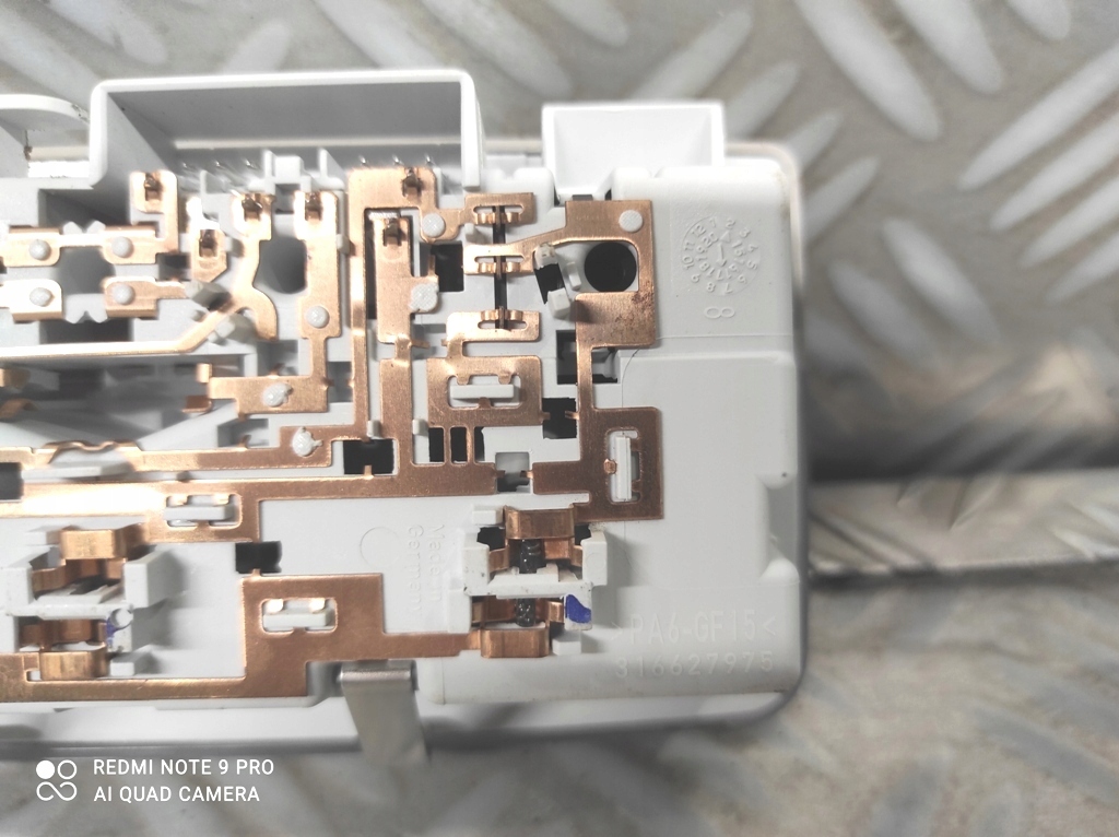 фото №9, Лампа oświetenia кабіни задня gm 13360606 opel astra k v