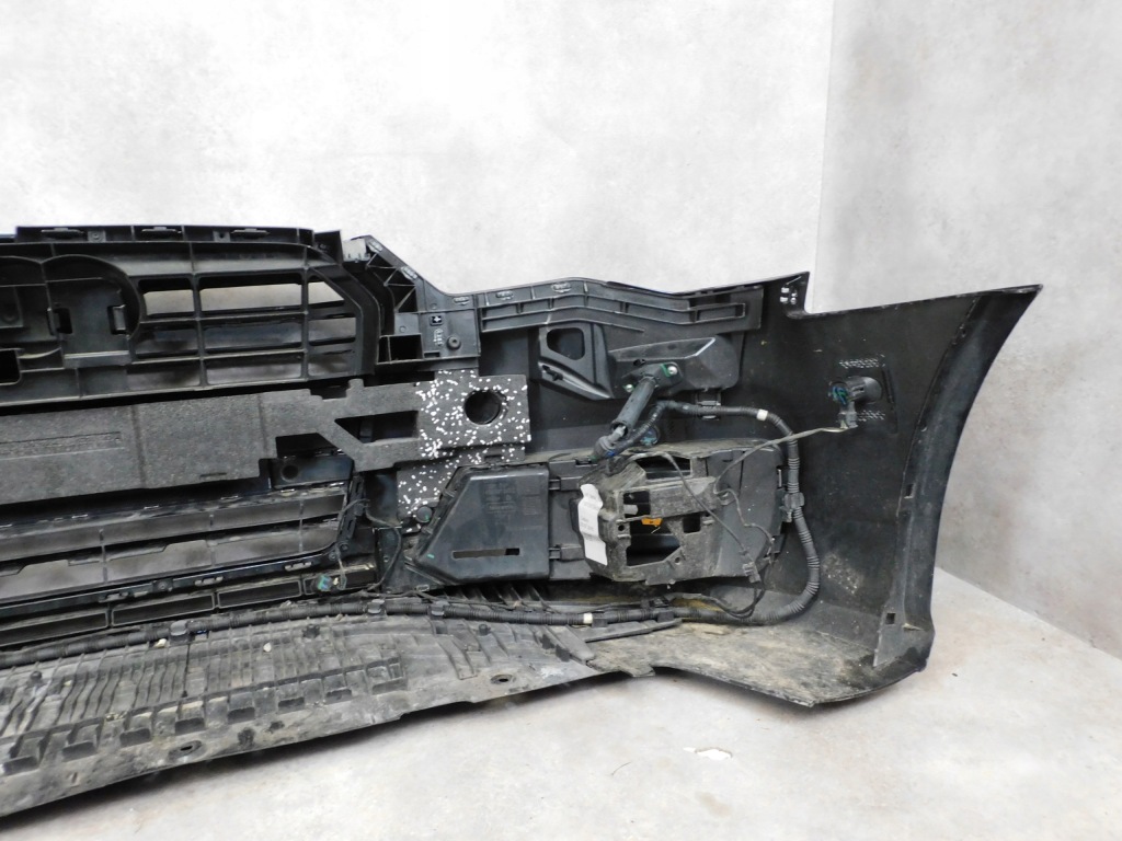 Audi a6 c7 4g рестайлінг  бампер перед передній комплектний  zwykłay чорний 6xpdc Оригінал