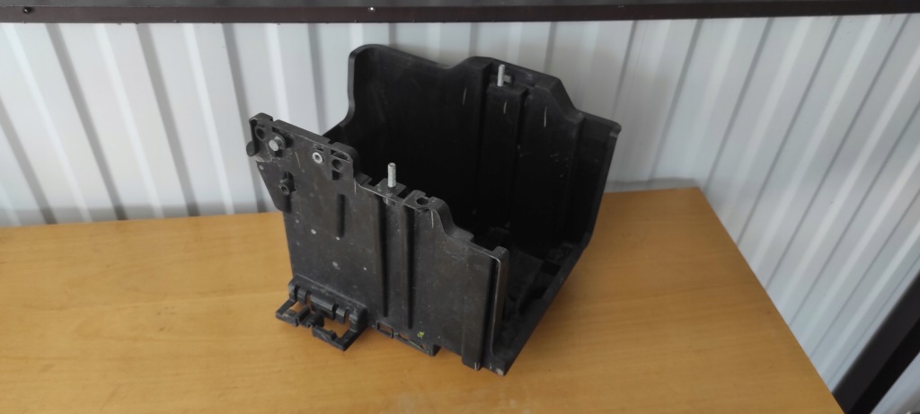 фото №1, Корпус акумулятор ford ecosport mk2 15 1.0 eb fn15-10723-aa