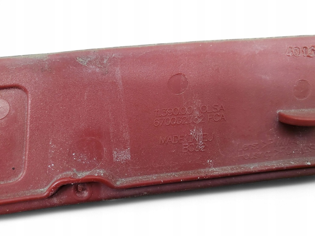 фото №6, Maserati levante 670032732 задняя сторона правая отражатели