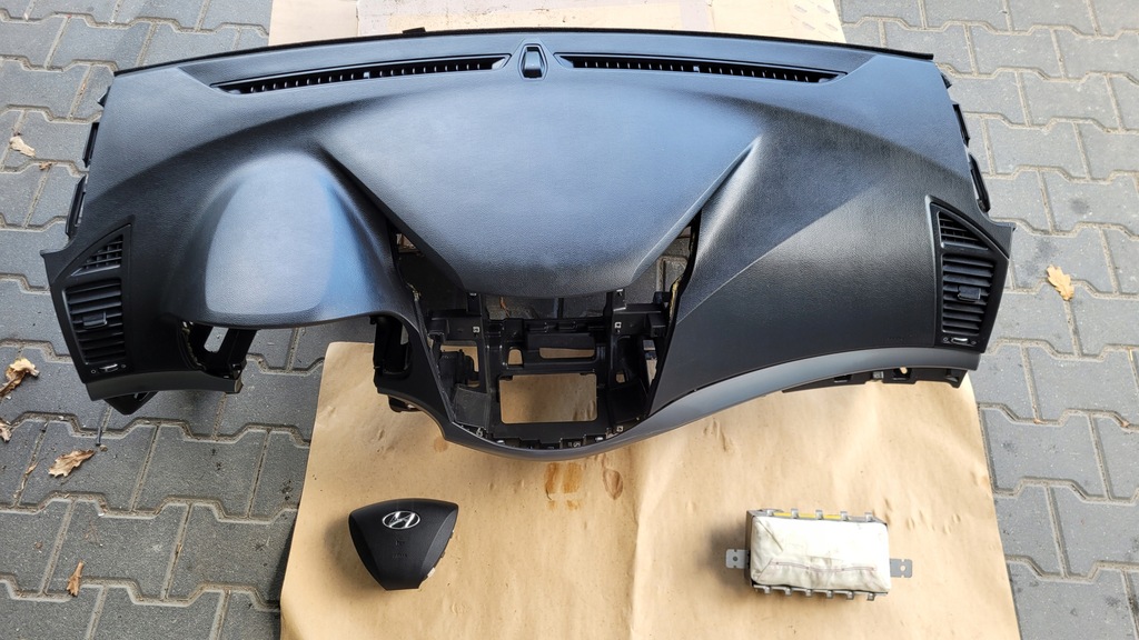 фото №8, Консоль приборная панель +2 x подушка+ 2x pas hyundai i40 europa оригинал демонтаж