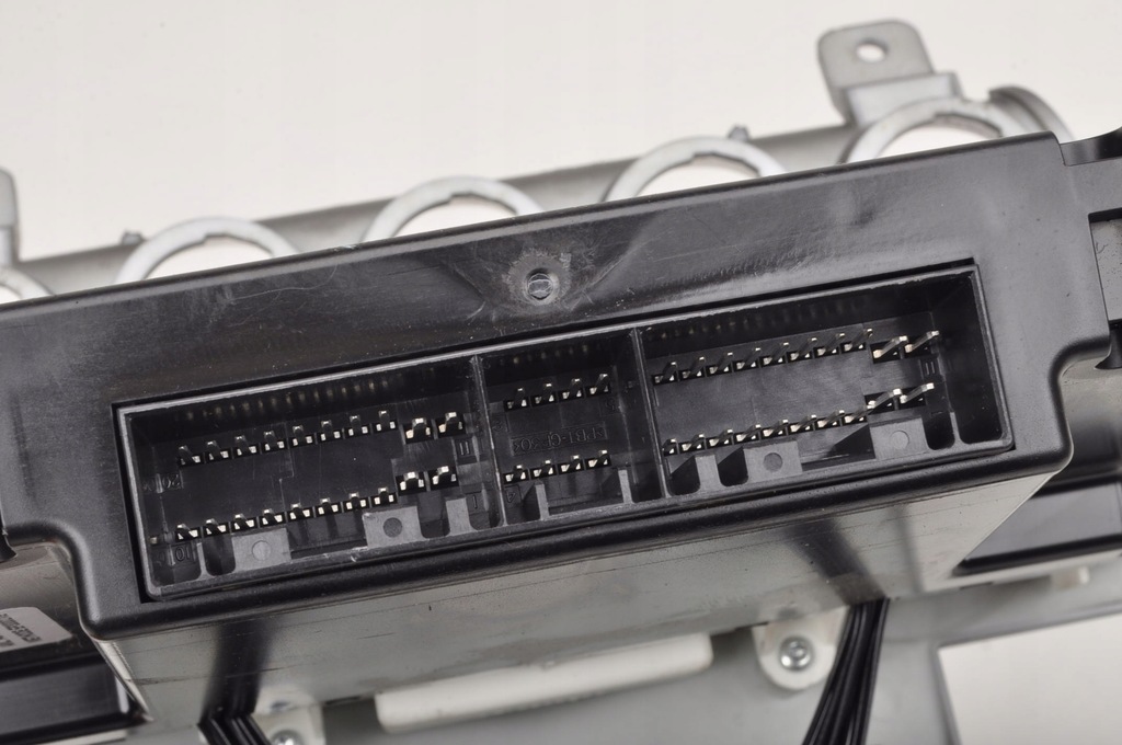 фото №11, Aston martin db9 панель кондиціонера 4g43-18c612-ae