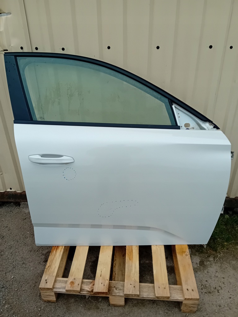 фото №1, Дверь правое перед peugeot 308 t10