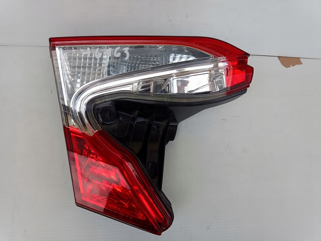 фото №1, Toyota chr c-hr лампа левый задняя крышка багажника 81590-f4010