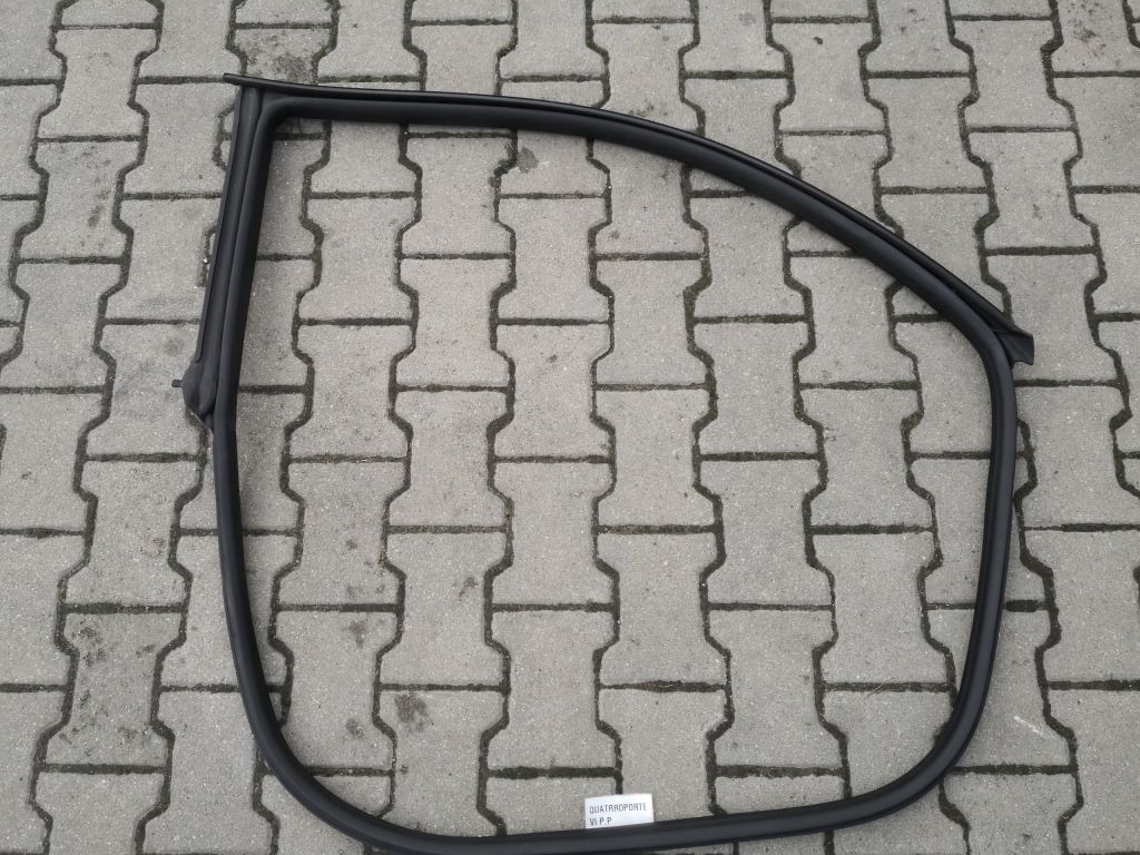 фото №1, Прокладка дверь maserati quattroporte vi правый перед