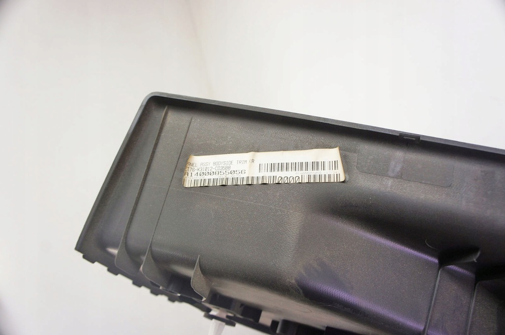 фото №7, Of268 ford transit courier обшивка багажника правий