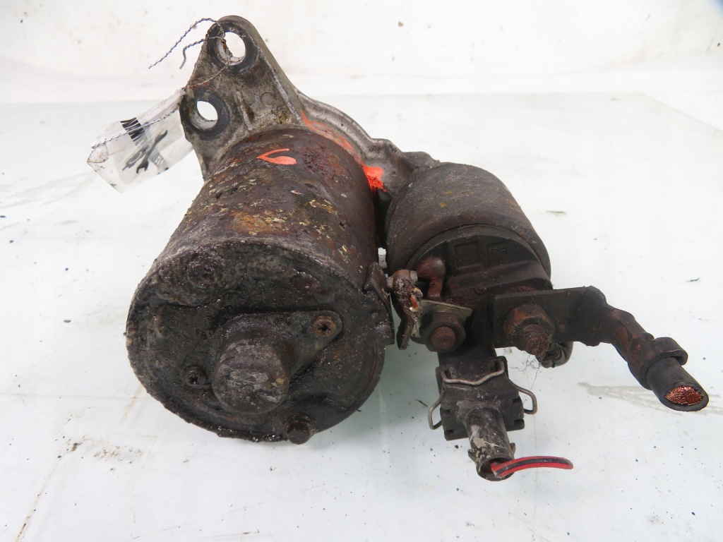 Стартер vw golf 3 1.6 0001112038 в Україні