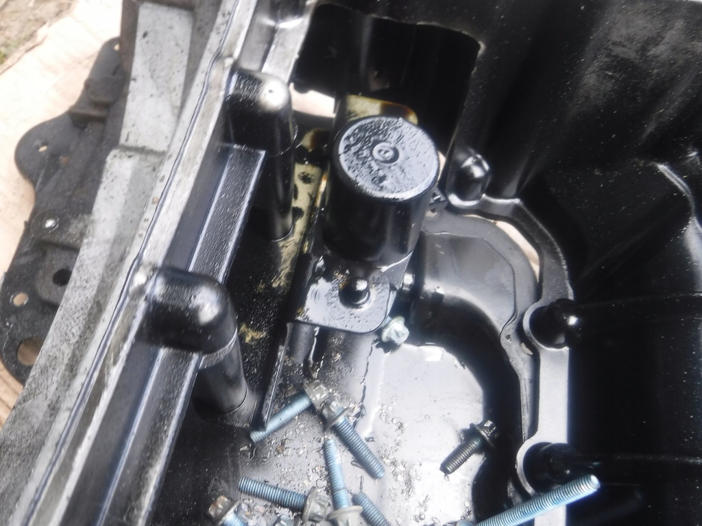 фото №5, Поддон масляная 3.0 cdi v6 mercedes w211 w219