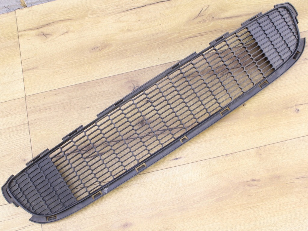 фото №1, Mini cooper one r55 r56 r57 r58 2006-2013 решітка бампера середня 2751286