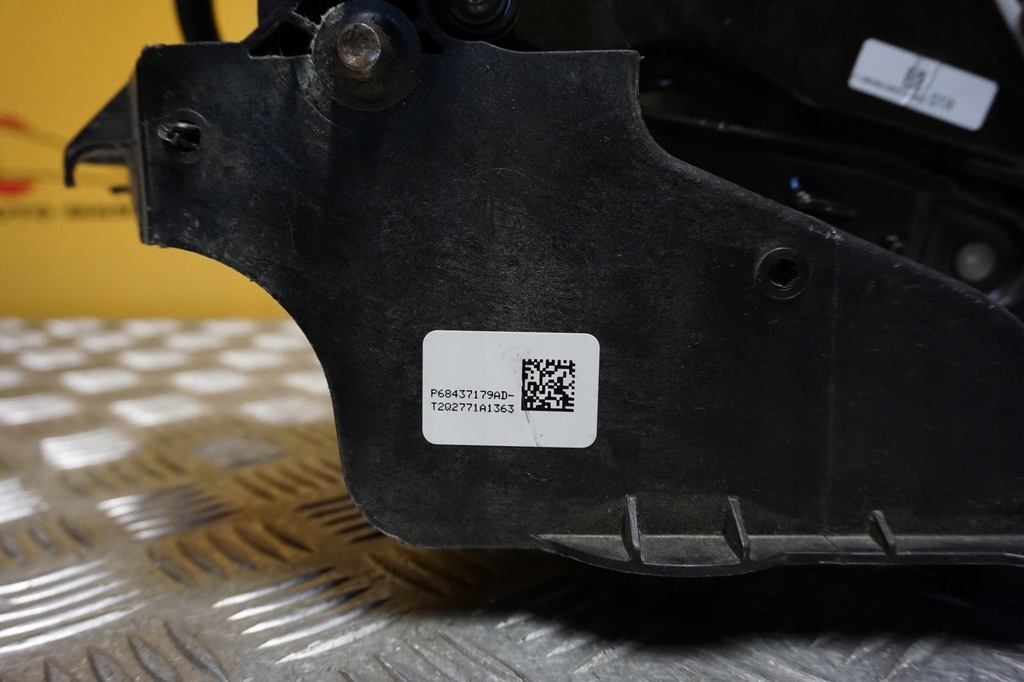 фото №7, Dodge ram 1500 2021 - 2024 педаль газа тормоза комплект 68437179ad