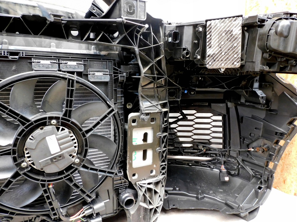 фото №9, Audi q7 4m lift s line перед бампер лампи капот pas крила matrix