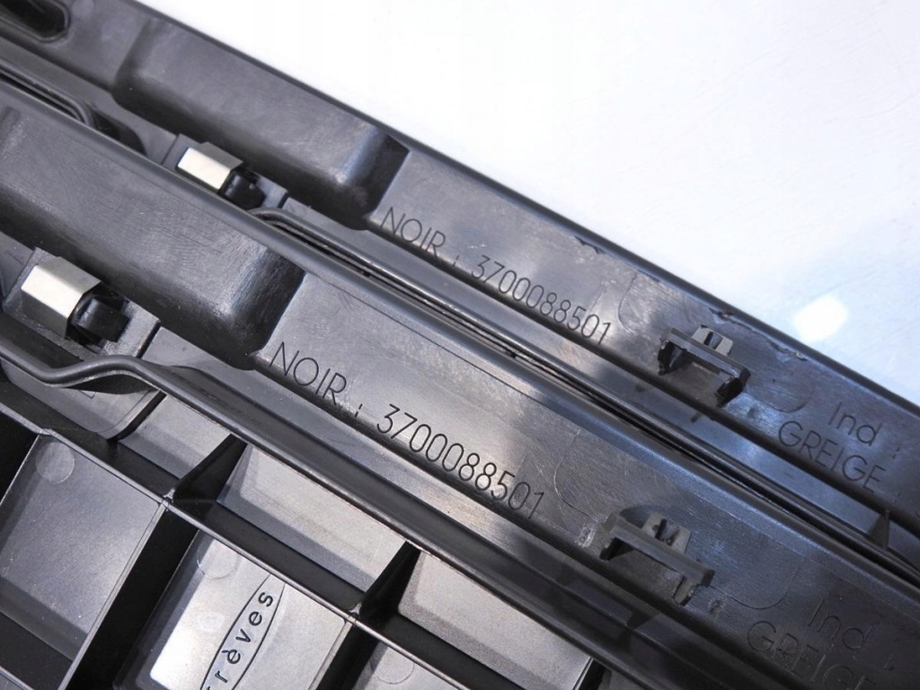 фото №7, Крышка бардачка пол задняя scenic ii