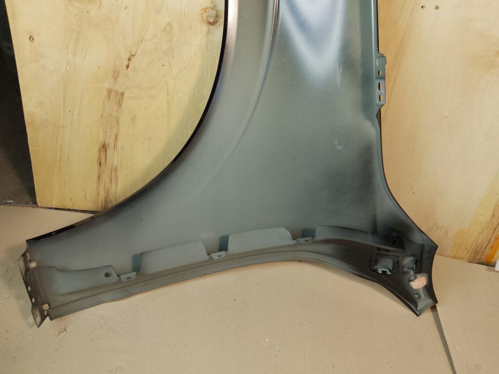 Крыло правый передний aluminiowy volvo xc90 2 2 09.14-01.20r с Разборки