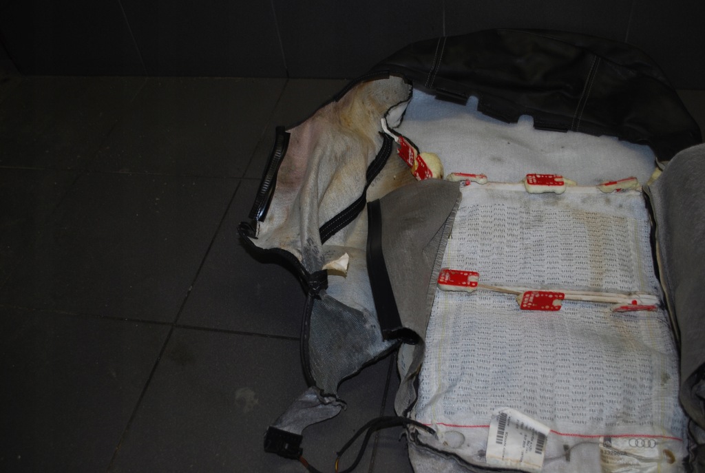 фото №9, Кожа спинка сиденье czarna audi a8 d3 комфорт