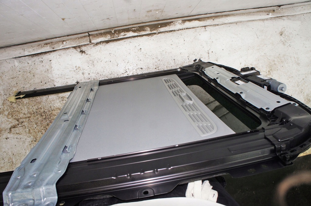 фото №13, Rh466 audi a4 b9 люк 8w5877255