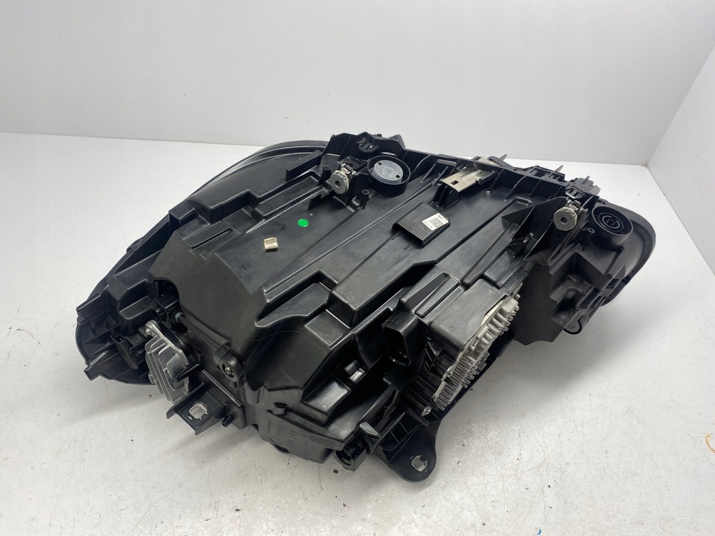 фото №12, Bmw 2 f44 gran coupe лампа права led 9449600