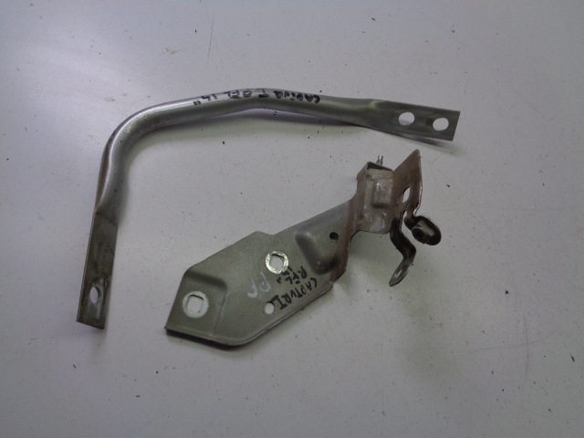 фото №3, Крепления крыла правый перед renault captur i przed lift 1.2 tce 2014 rok