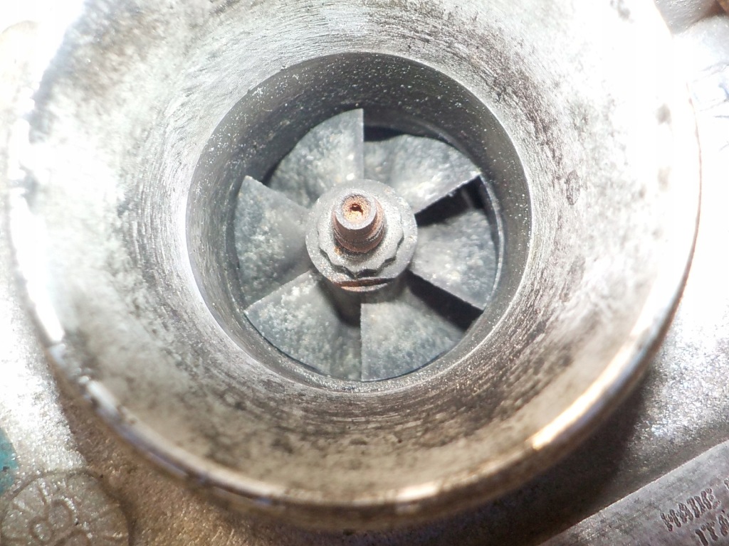 фото №8, Jaguar xf x250 2.7d v6 турбонагнетатель турбина 6r8q-6k682-bd