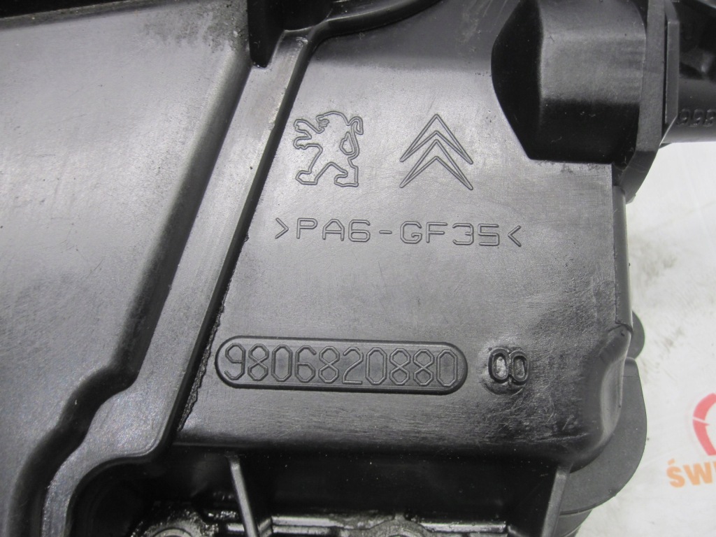 Peugeot 208 13r 1.2 vti hmz 82 km 109 tys km крышка клапанов 9806820880 Киев