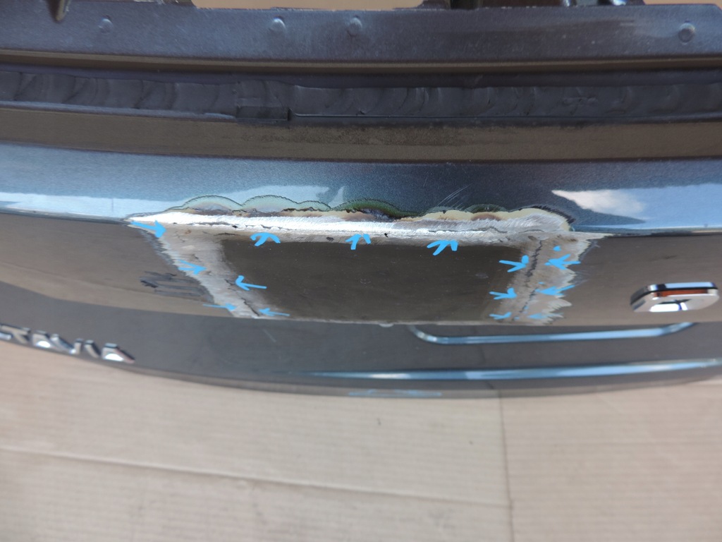 фото №7, Skoda octavia 4 2020 5e7827105 задня кришка багажника kombi