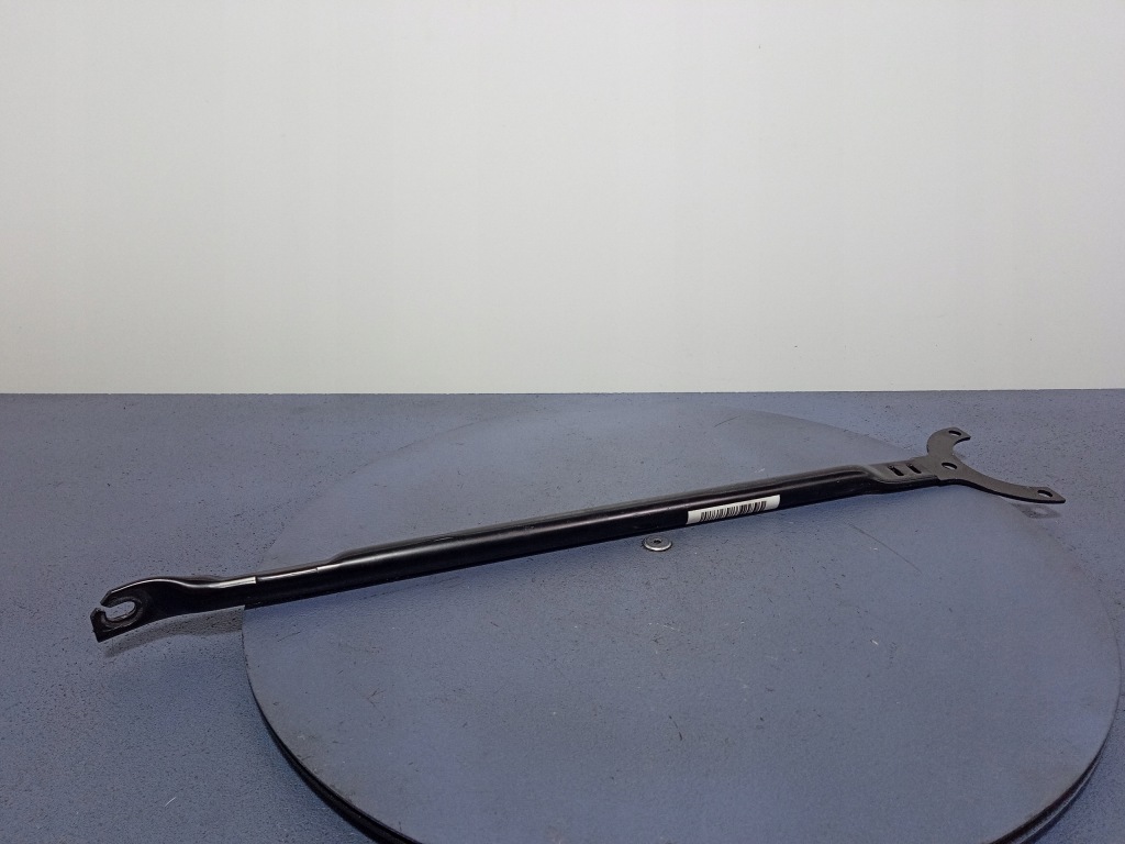 фото №1, Bmw 1 f40 m135i розпірка чашка права 7436244