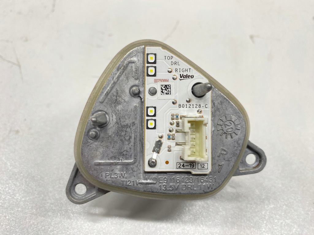 Блок розжига модуль фары led drl йожик  opel crossland x 2016- Цена