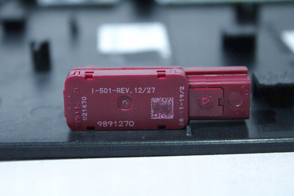 фото №10, Bmw g30 g31 бардачок кронштейн na чашки напої 9330629 8071700 9388155 6801508