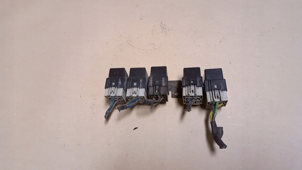 фото №5, Dodge caravan 91 - 95 3,0 v6 реле 83159