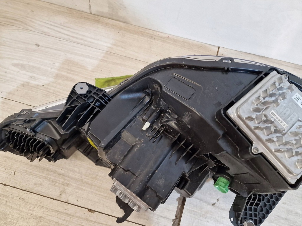 фото №12, Лампа перед передняя правая ferrari roma